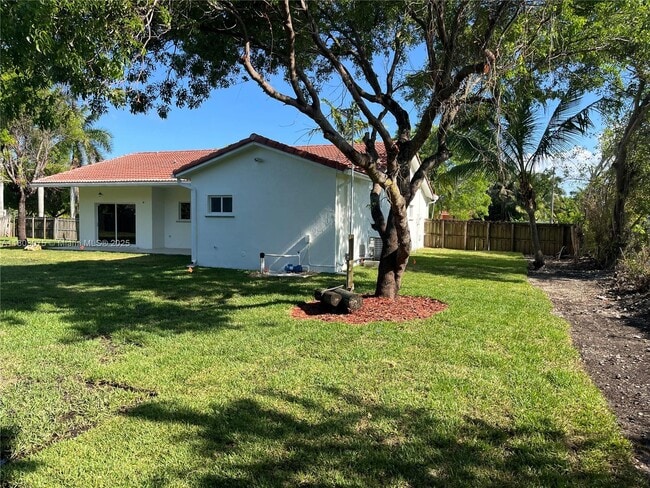 Building Photo - 12997 SW 219th Terrace
