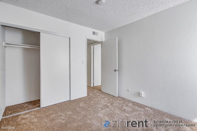 Building Photo - 2 br, 2 bath Condo - 10303 Summertime Ln, ...