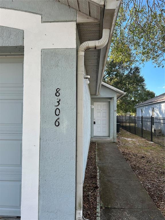 Building Photo - 8306 Golden Chickasaw Cir