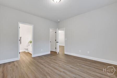 Building Photo - 8 Donny Cir