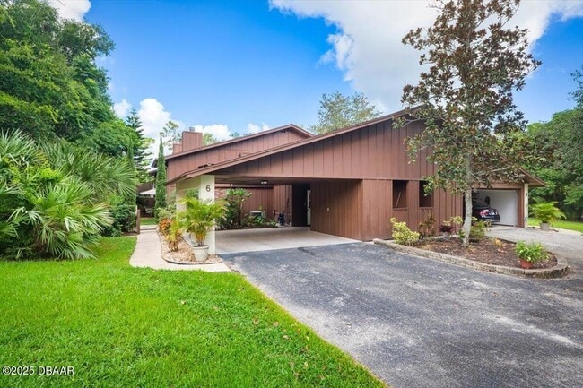 Primary Photo - 6 Tomahawk Trail