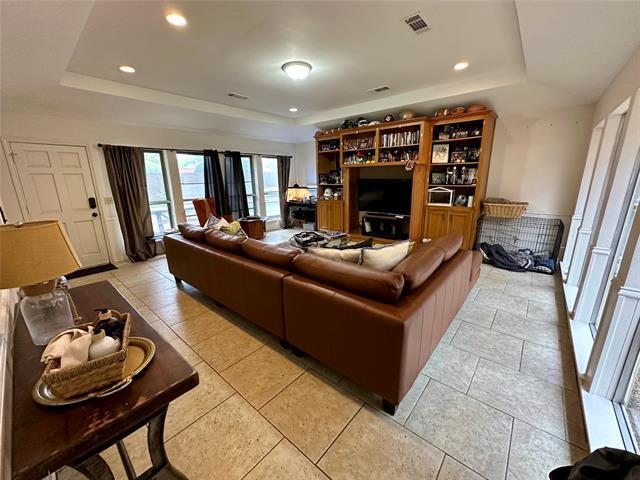 Building Photo - 7145 Crooked Oak Dr