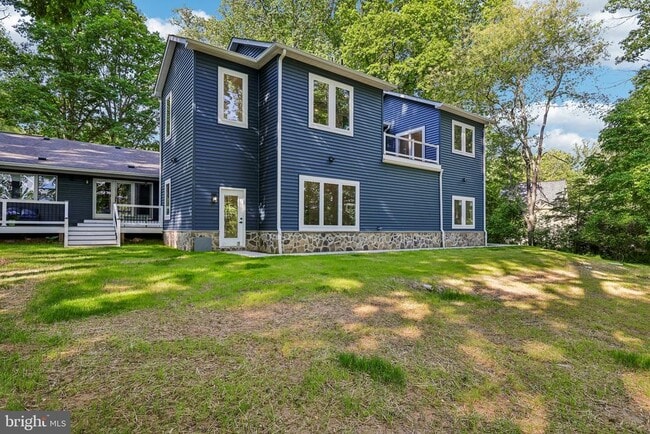 Building Photo - 4315 Pinetree Rd