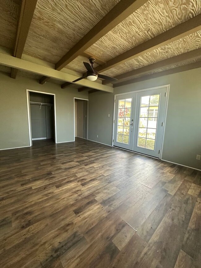 Building Photo - Pacific Palisades BIG SPACIOUS 5 bed, 2.5 ...