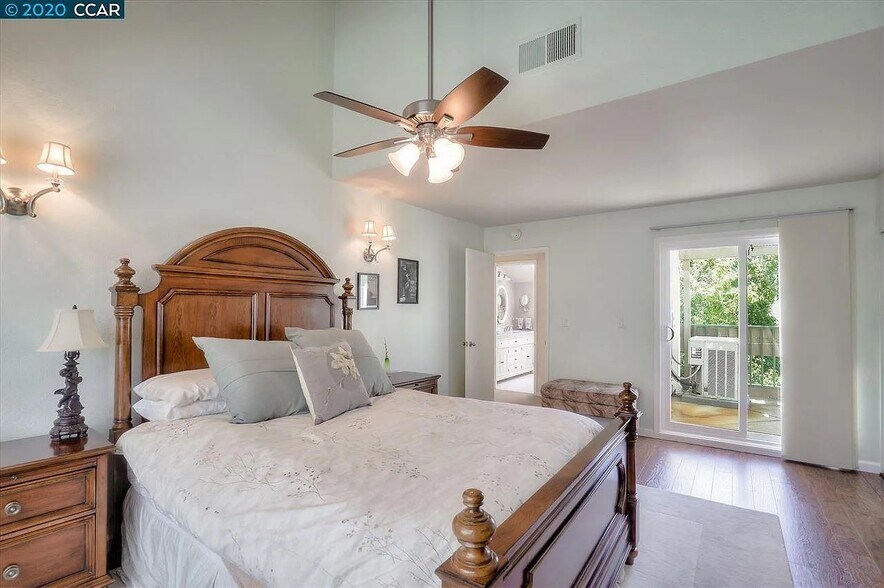 Building Photo - 34 Mozden Ln