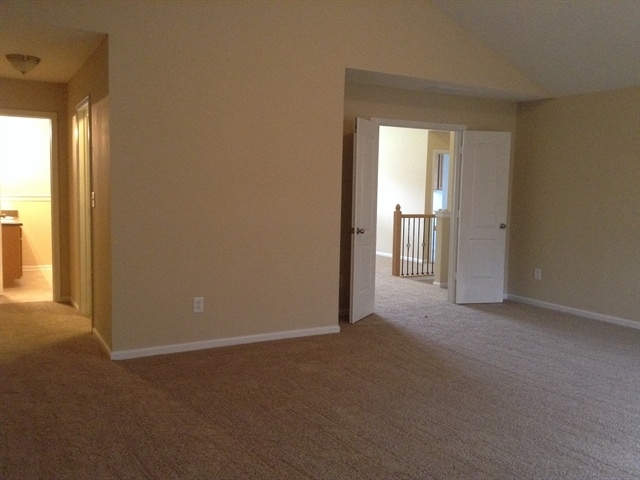 Building Photo - 6694 Wilmot Ln