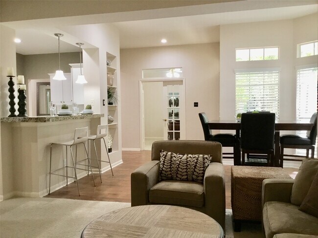 Building Photo - 3 N Spiral Vine Cir