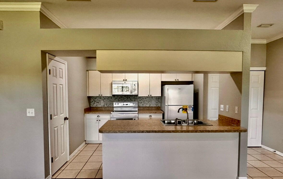 Building Photo - 507 Eagle Pond Dr