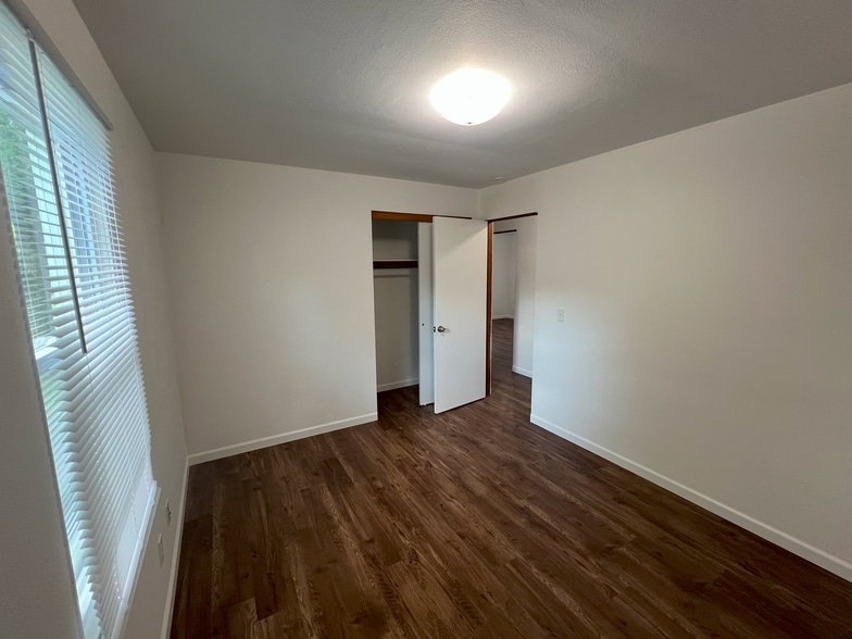 Building Photo - 1315 Rixon St