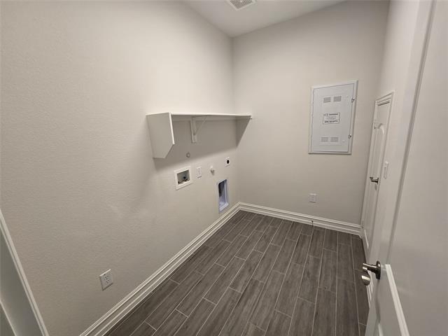 Building Photo - 2724 Southampton Dr