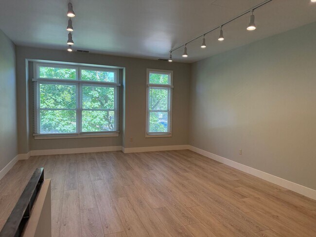 Building Photo - 2907 35th St