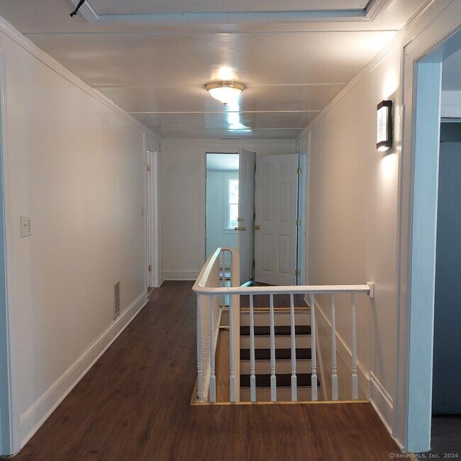 Building Photo - 89 Ridgewood Ave
