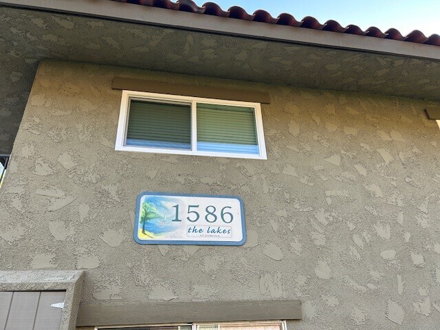 Building Photo - 1586 Border Ave