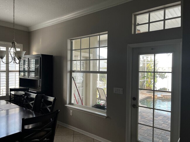 Building Photo - 6 Bedroom Single Family Home in Apollo Beach