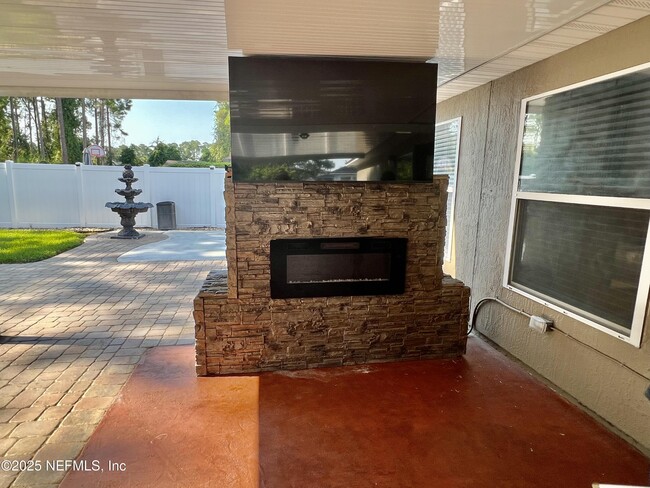 Building Photo - 13727 Victoria Lakes Dr