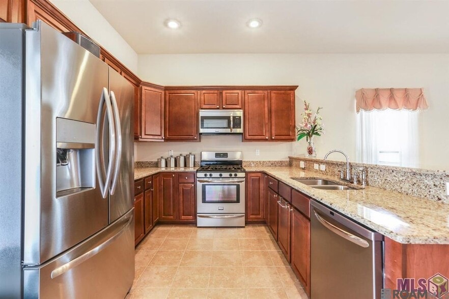 Building Photo - 8604 Abertay Ave