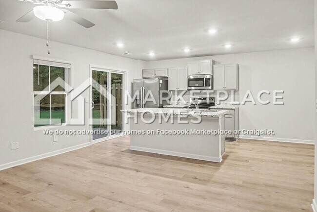 Building Photo - 4161 Hudson Ct SW