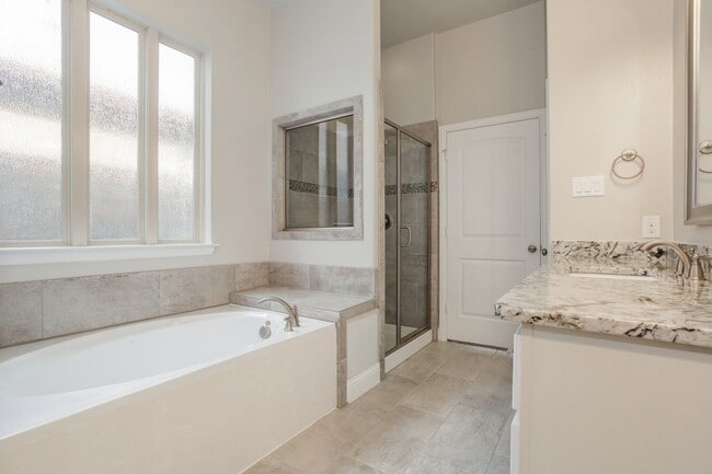 Building Photo - 1300 Mustang Brook Ln