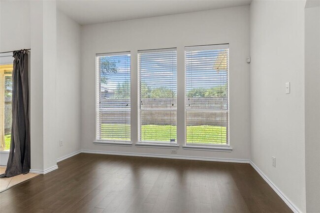 Building Photo - 11047 Pierce Valley Dr