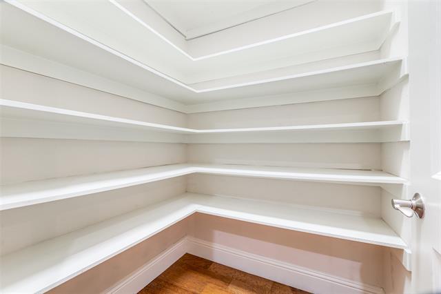 Building Photo - 5916 Hudson St