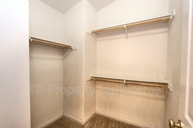 Building Photo - 3240 Big Bear Dr