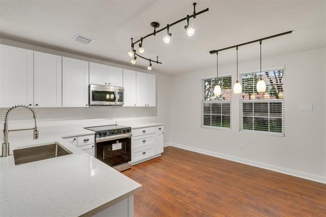 Building Photo - 1010 Chilton Dr