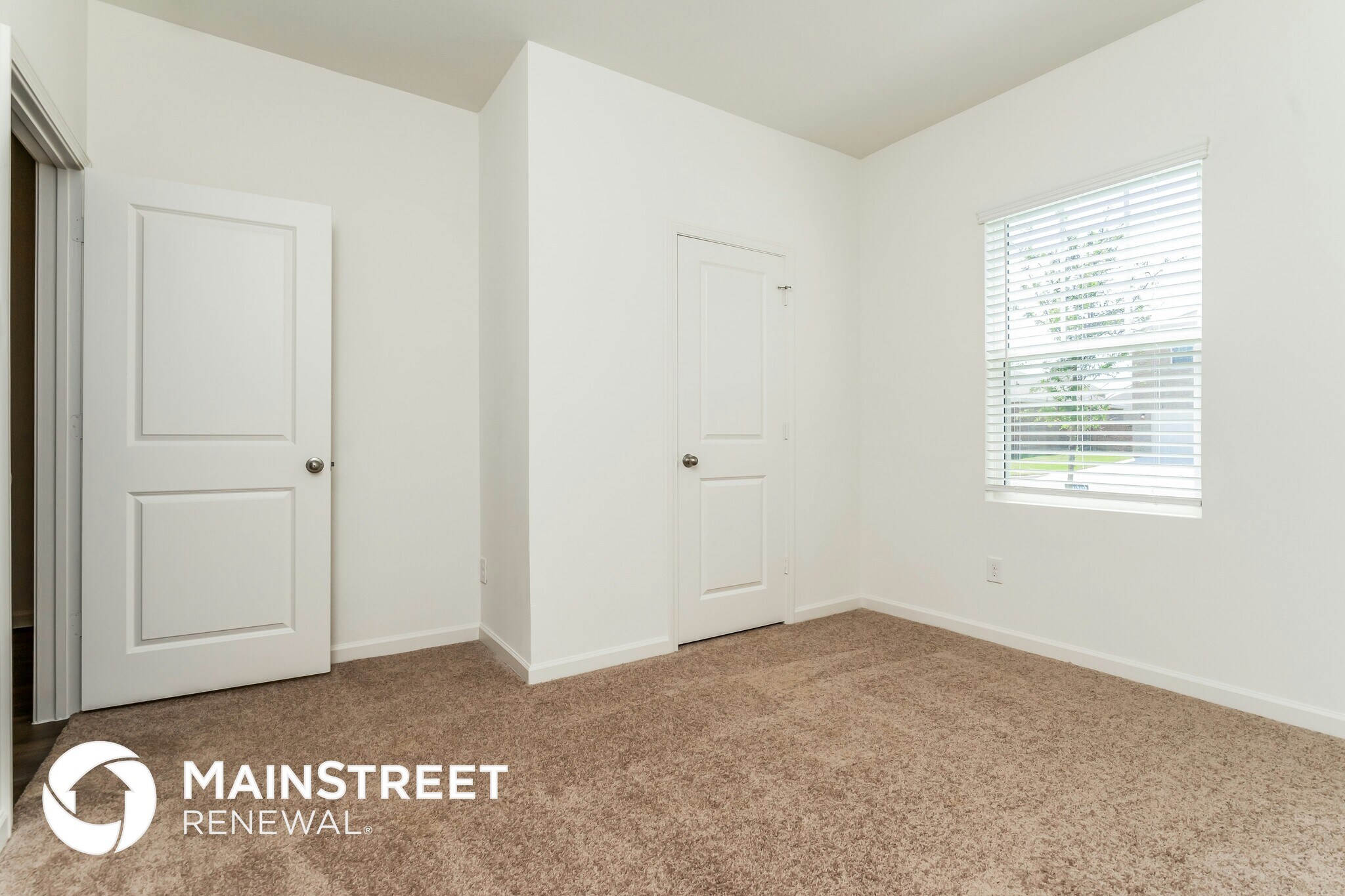 Building Photo - 436 Canoe Way