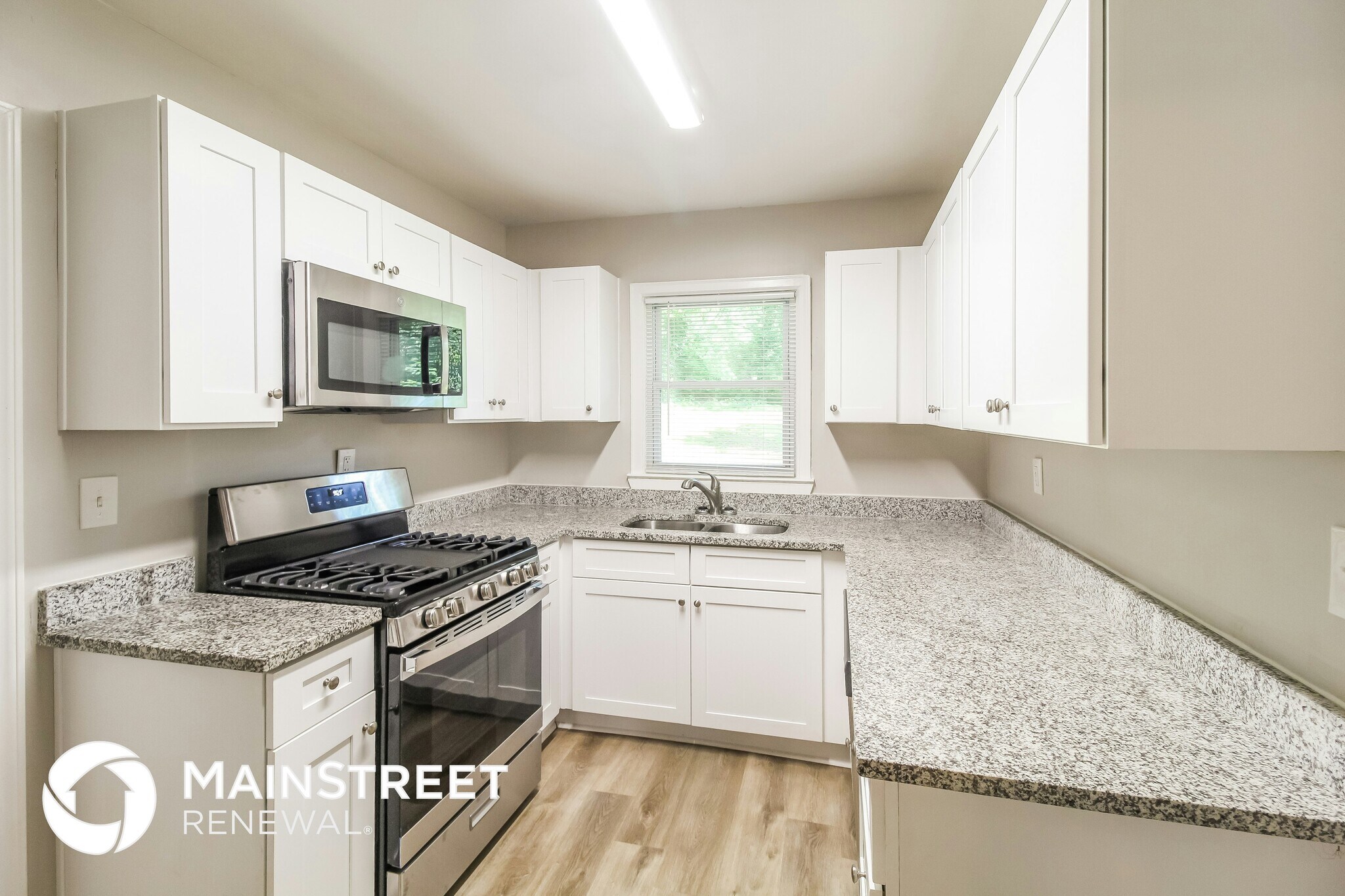 Building Photo - 3717 Loren Dr