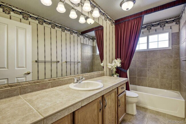 Building Photo - 21032 E Greenwood Pl