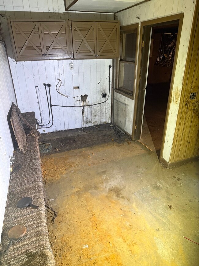 Building Photo - 206 Masters St