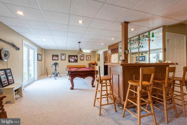 Building Photo - 4900 Hunt Field Dr