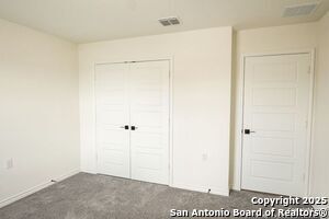 Building Photo - 5527 Castle Brook Dr