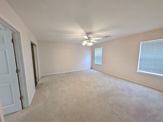 Building Photo - 6947 E 46th Pl