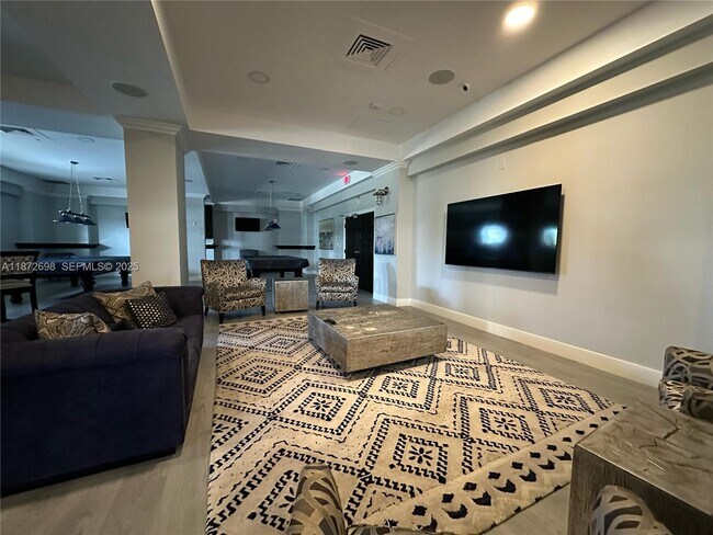 Building Photo - 2501 S Ocean Dr