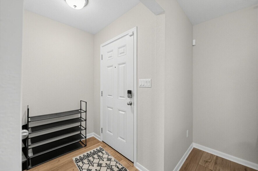 Building Photo - 360 Witchhazel Way