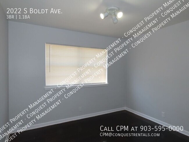 Building Photo - 2022 S Boldt Ave