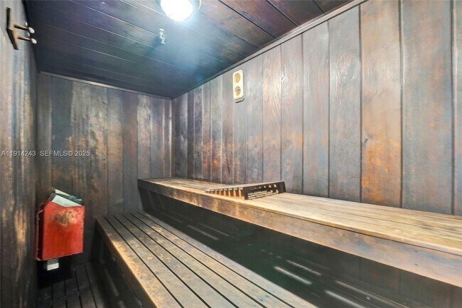 Building Photo - 1201 S Ocean Dr