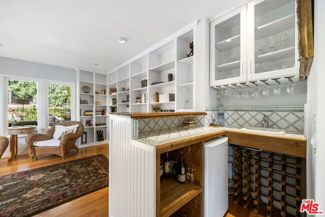 Building Photo - 11215 Sunset Blvd