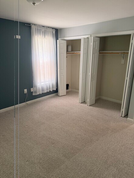 Building Photo - 5708 Shadwell Ct