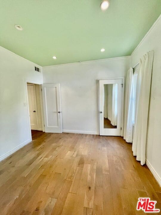 Building Photo - 459 S Holt Ave