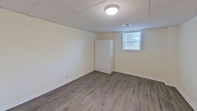 Building Photo - 4092 Lindsey Dr