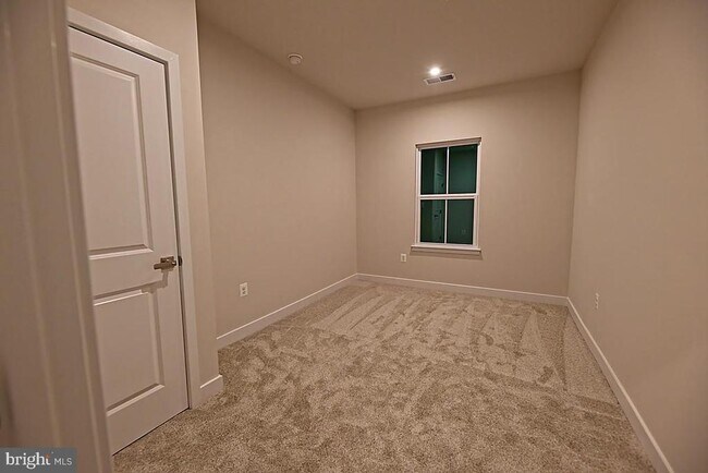 Building Photo - 9390 Tanfield Dr