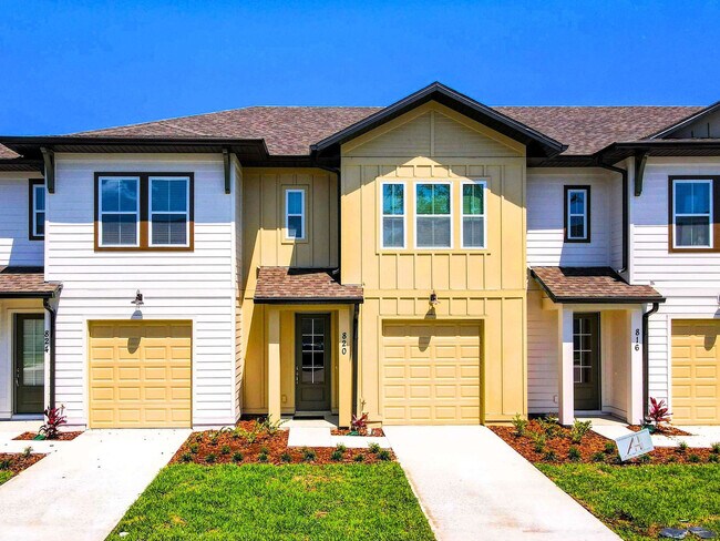 Building Photo - 820 Longboat Dr