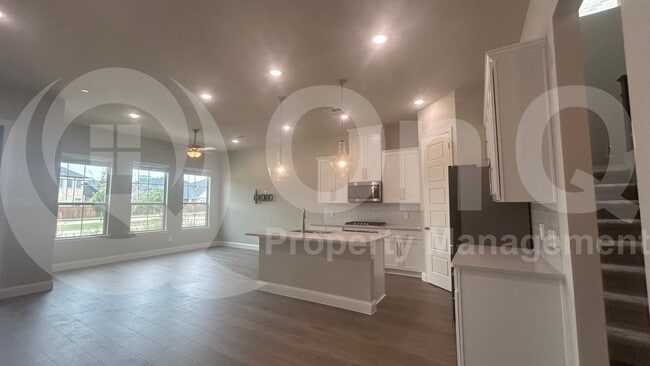 Building Photo - 12982 Jk Ojha St
