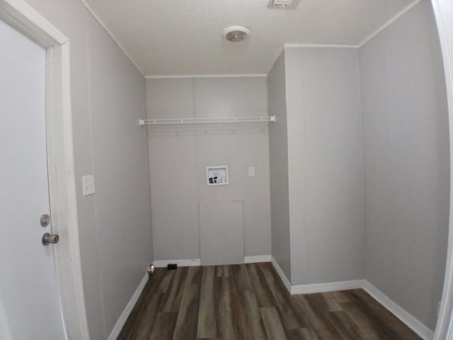 Building Photo - 1849 Annapolis Ave