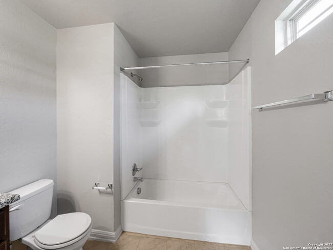 Building Photo - 130 Villa Grande