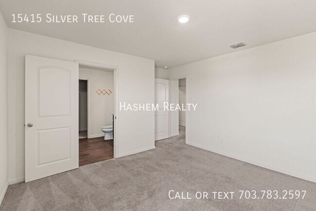 Building Photo - 15415 Silver Tree Cove