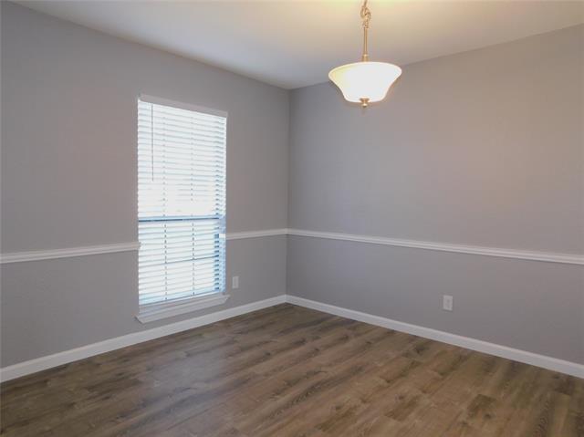 Building Photo - 4816 Roberts Dr