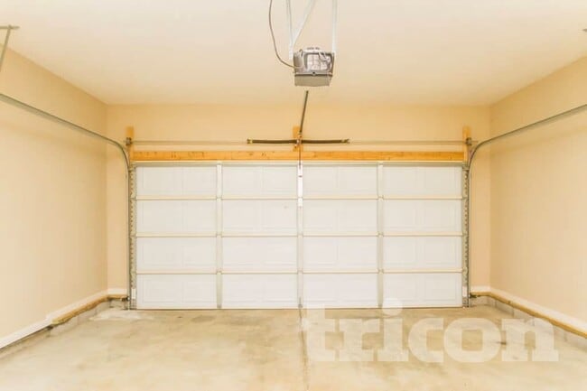 Building Photo - 1206 Aretha Dr