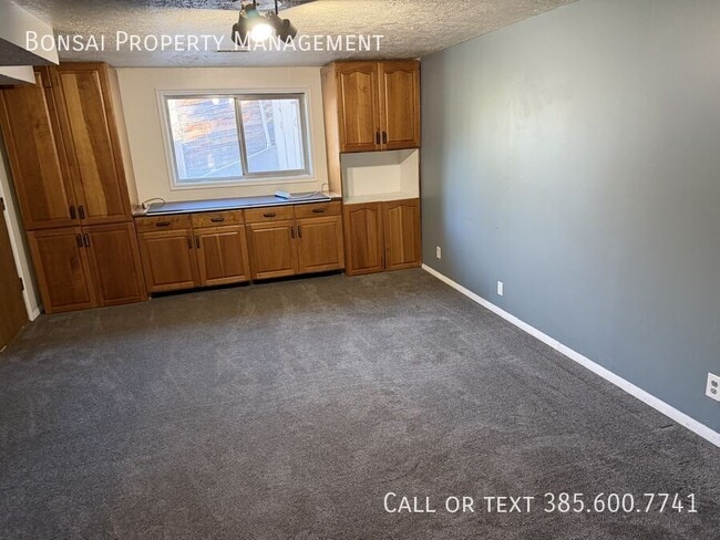 Building Photo - 1189 S 200 E